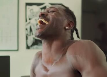 ¿Antonio Brown se burla de su salida de los Raiders?