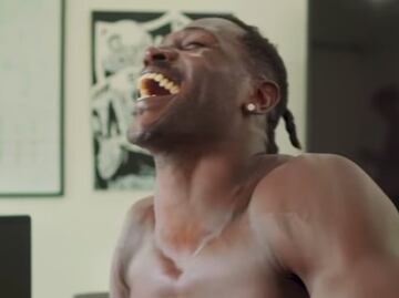 ¿Antonio Brown se burla de su salida de los Raiders?