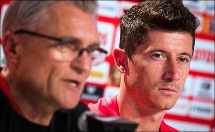 Polonia prohíbe a Lewandowski hablar de su futuro en Bayern