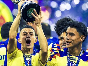 Álvaro Fidalgo y su primer tatuaje en honor al título 14 del América