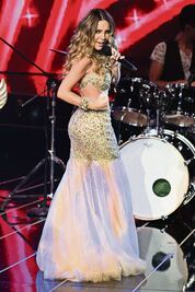 Belinda comparte su “Amor transgénico” con todos