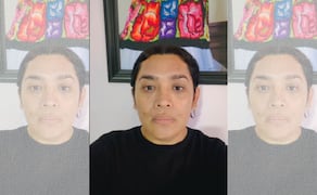 Elvis Guerra, uno de los diseñadores que vistió a la presidenta Claudia Sheinbaum para la pasada ceremonia del Grito de Independencia, denunció extorsión en Juchitán. 19/09/2026. | Foto: Captura de pantalla, Facebook: @Elvis Guerra.