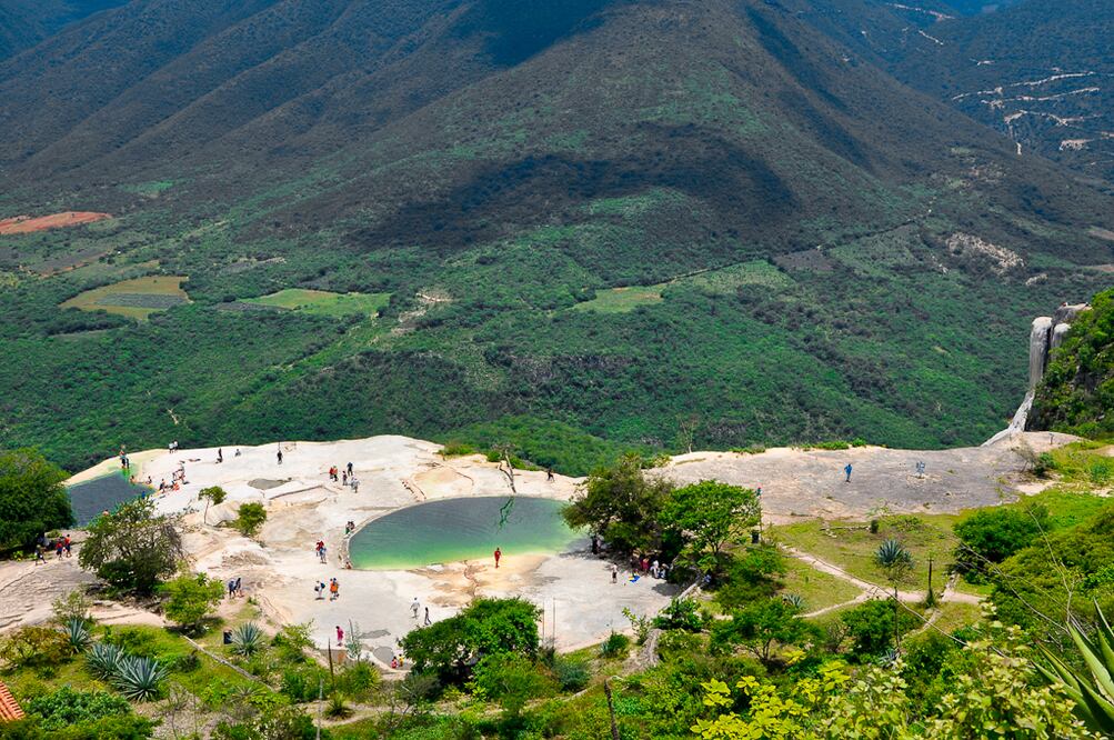 Las cascadas de Hierve el Agua se encuentran a hora y media de la ciudad de Oaxaca. (Foto: Eduardo Robles Pacheco / Flickr)
