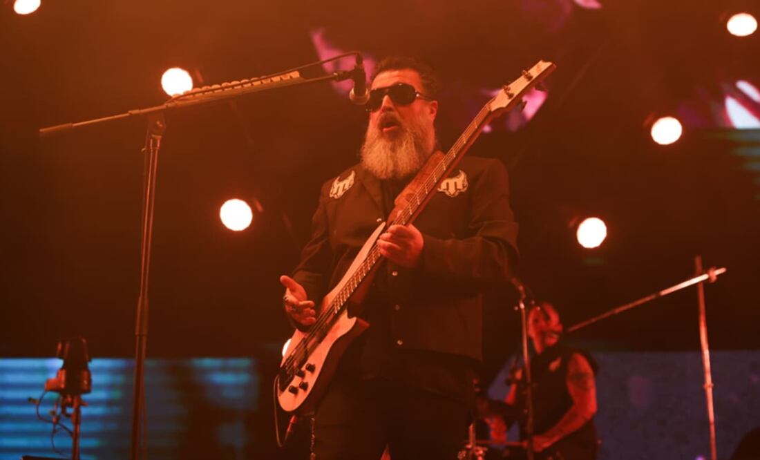 Molotov ante 18 mil fanáticos en el Palacio de los Deportes. Foto: Carlos Odín / EL UNIVERSAL.