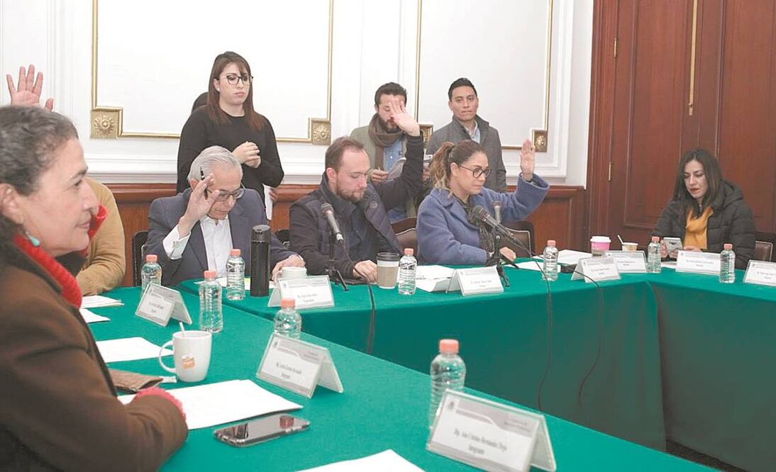 Los integrantes de la Comisión de Derechos Humanos del Congreso local, en la votación del formato de entrevista. Foto: TOMADA DE TWITTER