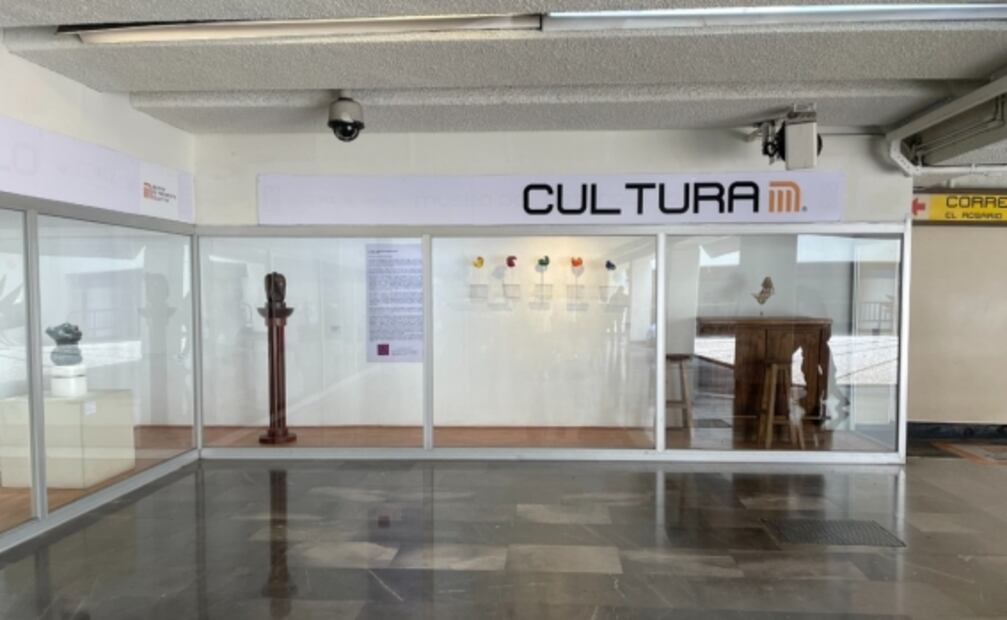 Tras 4 meses de exhibición, retiran exposición "La Mesa Puesta" de la estación Tacuba del Metro 