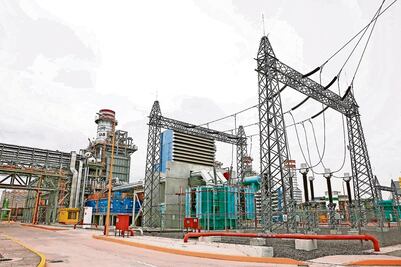 México está rezagado en su transición energética: Moody’s