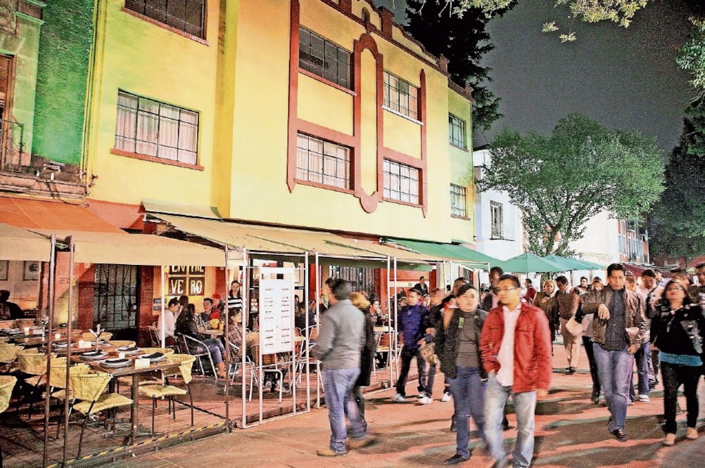 Según agentes de la Fiscalía del Combate al Narcomenudeo, el punto donde más droga se consume por los bares, antros y restaurantes es Coyoacán (ARCHIVO EL UNIVERSAL)