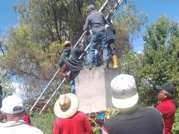 Localizan cuerpo de un niño arrastrado por las aguas negras en Hidalgo; auto donde iba cayó a canal Requena