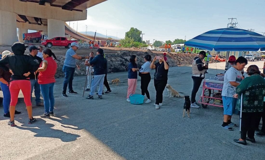 Habitantes de Teyahualco protestaron por el incumplimiento de los acuerdos con la SICT. Foto: Especial
