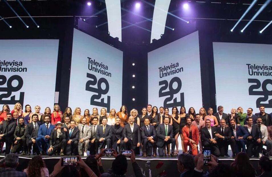 David Faitelson en el upfront de TelevisaUnivisión 2024