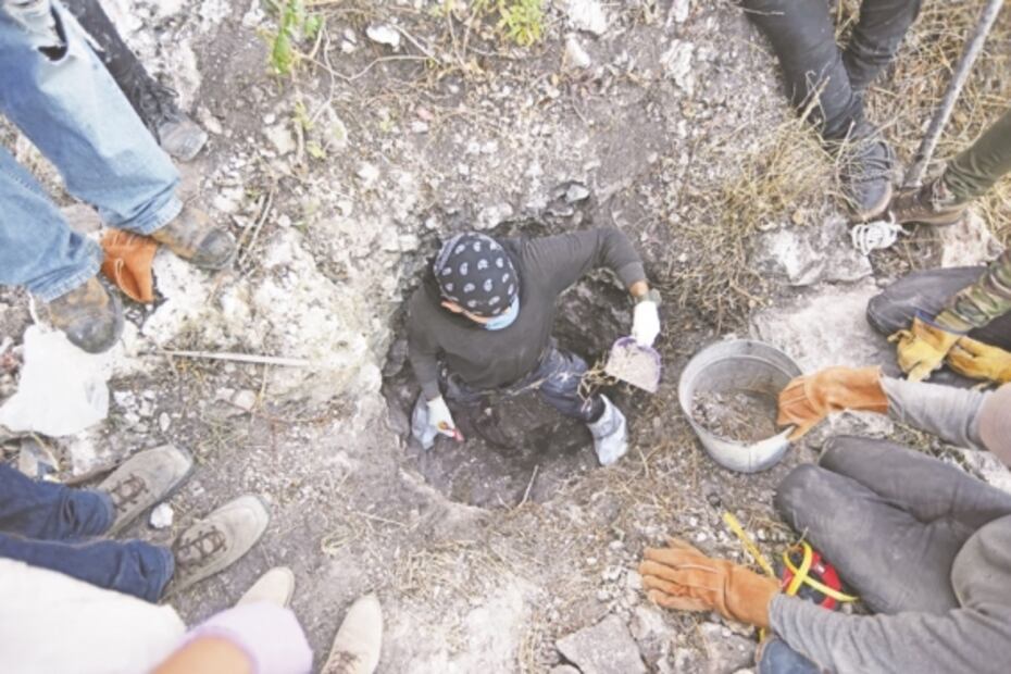 Cavan en cerros; así buscan a sus desaparecidos en Guerrero