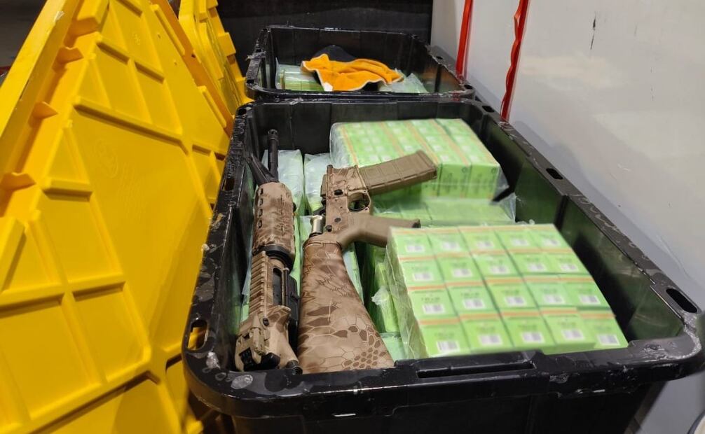 Caen dos en Sonora por intentar ingresar arsenal a México (24/08/2025). Foto: Especial