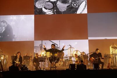 Celebra Zoé décimo aniversario del disco "Música de fondo" en Vive Latino