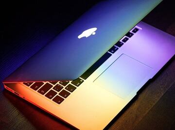 Apple detecta fallo en baterías con riesgo de incendio en MacBook Pro