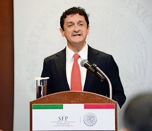 Peña designa a Virgilio Andrade como titular de Bansefi