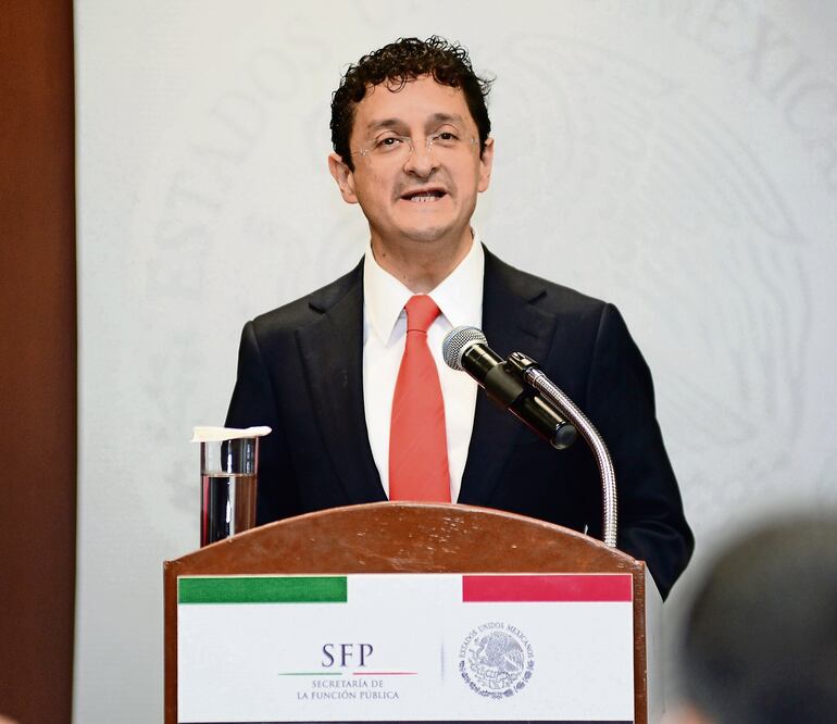 Nuevo reto. Virgilio Andrade se desempeñó como titular de la Secretaría de la Función Pública (ARCHIVO EL UNIVERSAL)