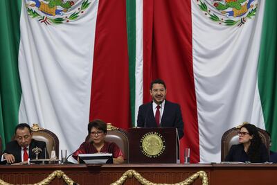 "Pude hacer muchas cosas en poco tiempo", dice Batres al rendir informe de Gobierno ante Congreso de la CDMX