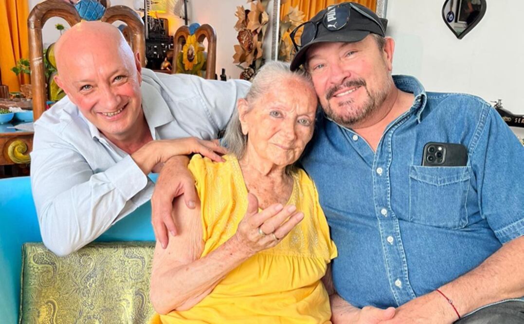 Flavio, Arturo Peniche y su mamá, doña María.
Foto: Instagram