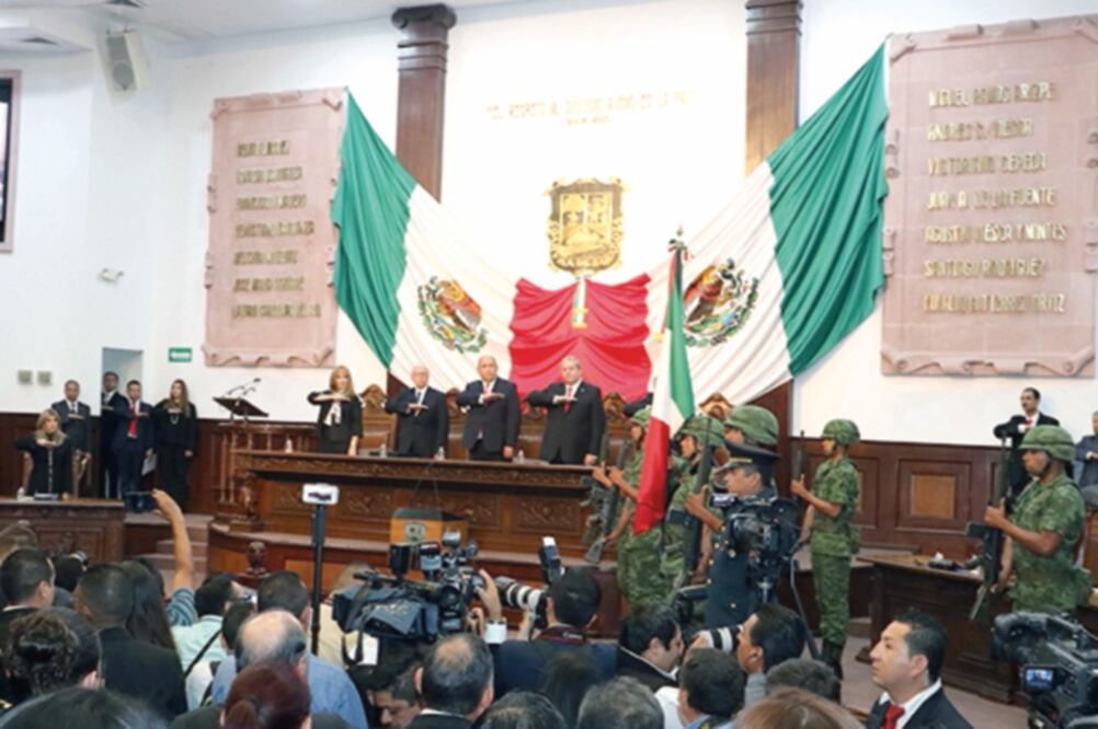 Los legisladores de Coahuila recibirán tan sólo de aguinaldo 101 mil 035 pesos, de acuerdo con la página de Transparencia del Congreso del estado. (CONGRESO DEL ESTADO)