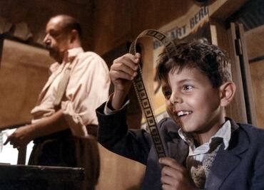 Buscan atraer espectadores a salas de cine con conciertos en vivo