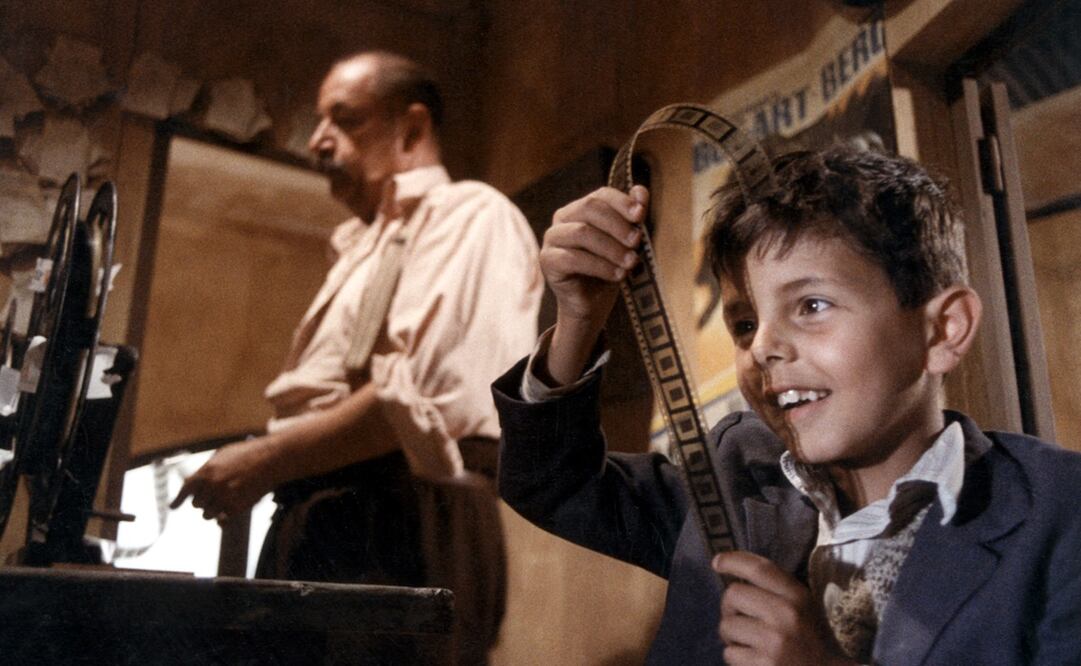 Still de la cinta "Cinema Paradiso". Foto: Especial