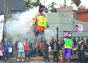 Sin miedo al Covid, queman Judas de “El Bronco” y contra feminicidios en Monterrey