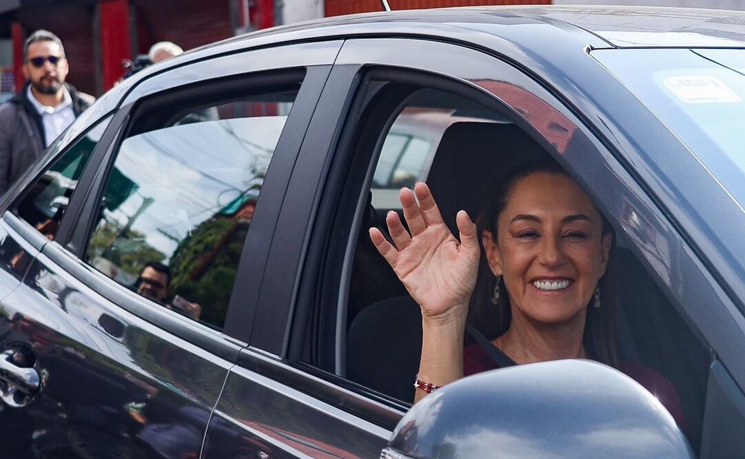 Claudia Sheinbaum llega a su casa de transición en Iztapalapa. Foto: Hugo Salvador / EL UNIVERSAL