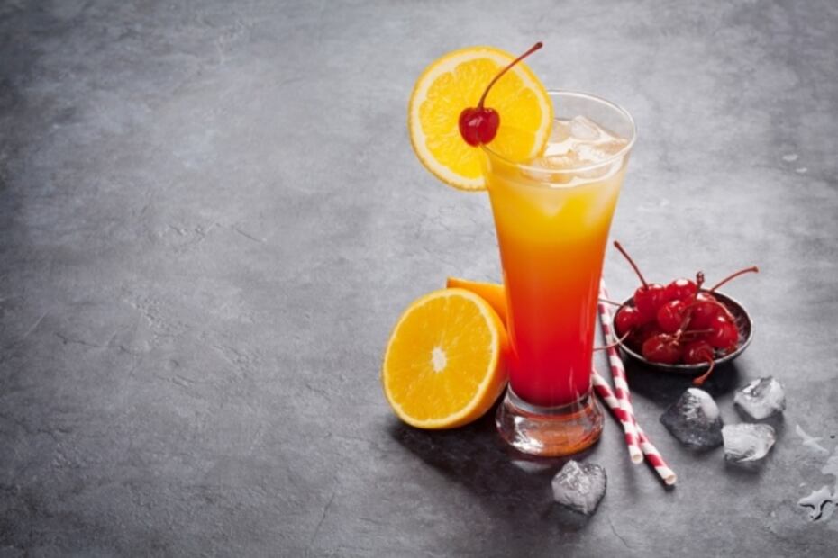 Prepara cocteles con tequila