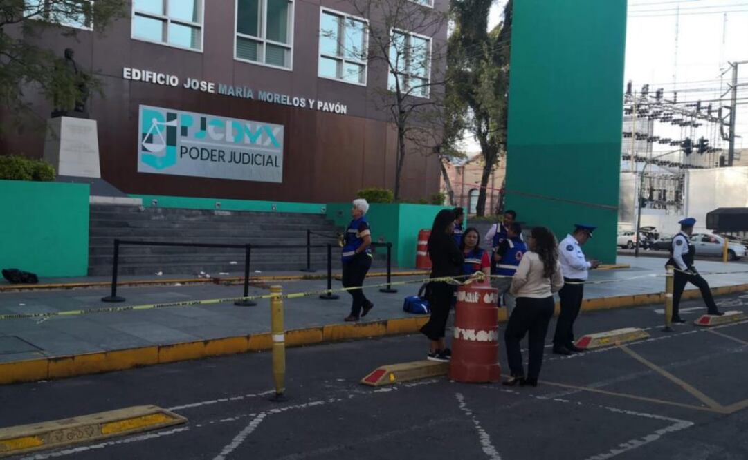 Hombre resulta herido tras ataque a balazos frente a edificio de Poder Judicial (13/10/2025). Foto: Especial