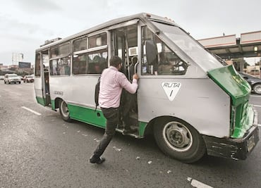Detienen a hombre tras asaltar microbús en Iztapalapa