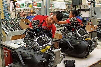 Cae actividad industrial en siete entidades durante 2023