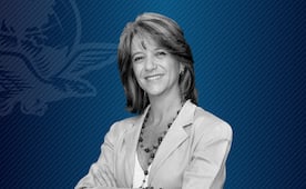 Miguel León Portilla y Ascensión Hernández, entreverados