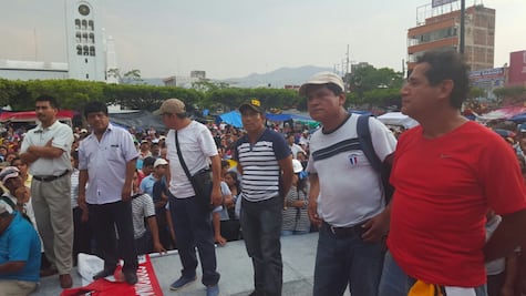 Liberan a maestros detenidos tras protesta en Chiapas