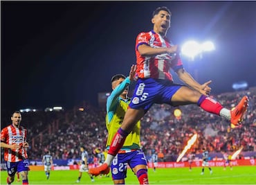 Atlético de San Luis derrota a Rayados y sueña con la Final de la Liga MX