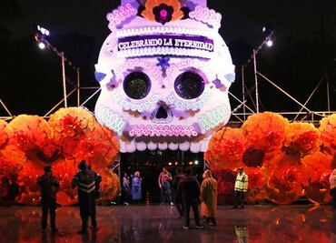 Celebrando la Eternidad permanecerá una semana más en Chapultepec