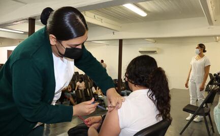 Inicia vacunación contra Covid-19 a menores de 12 a 14 años en planteles escolares de Sonora