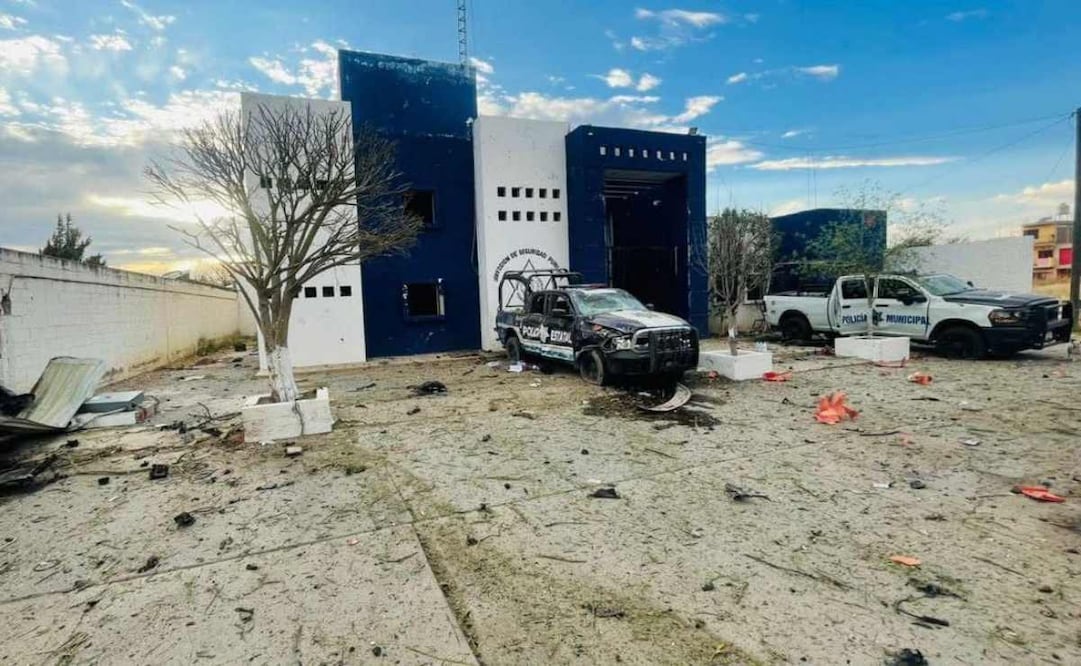 Atacan comandancia municipal de Luis Moya, Zacatecas con un vehículo con explosivos (05/03/2026). Foto: Especial