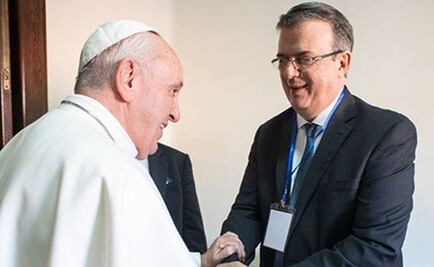 El Papa Francisco recibió de manos de Ebrard la carta que pedía la disculpa 