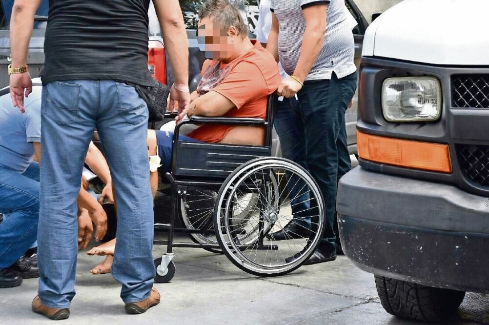 El ciudadano de origen ruso sufre de inmovilización en el lado derecho de su cuerpo y sólo tiene 25% de fuerza en el lado izquierdo. Aleksei fue agredido por pobladores de Cancún debido a sus comentarios racistas (CORTESÍA)
