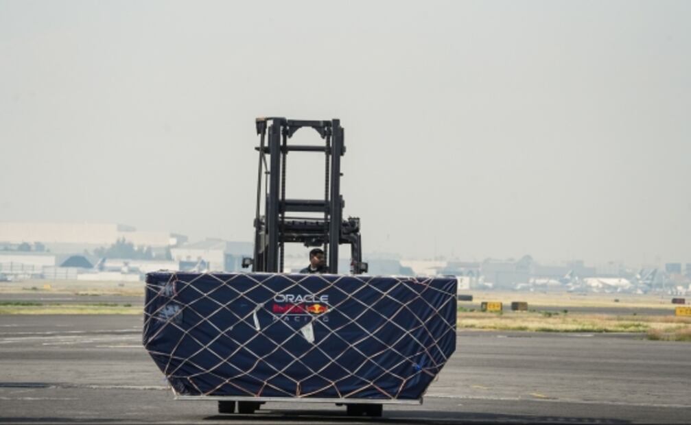 GALERÍA. Cargamento de la F1 llega a México para el Gran Premio de este fin de semana