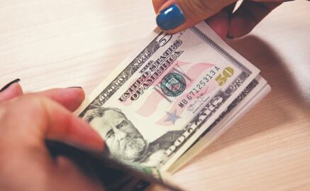 Precio del dólar: Así abre el billete verde hoy viernes, una sesión de bajo volumen con solo medio día de operaciones en EU