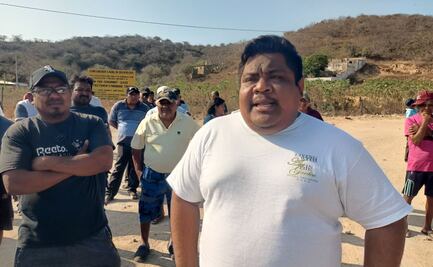 Pescadores registran al menos 10 eventos de contaminación de Pemex en playas y mar de Salina Cruz, Oaxaca