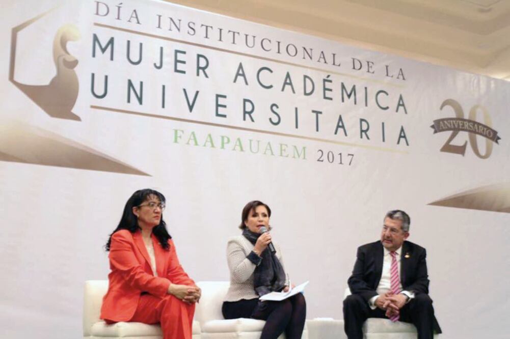 Rosario Robles dictó una conferencia en el marco del Día Institucional de la Mujer Académica Universitaria 2017 (SEDATU)