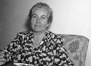 A 76 años de ser reconocida con el Nobel, 10 frases de Gabriela Mistral