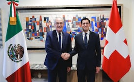 Arriba a México el presidente de la Confederación Suiza; alistan encuentro con Sheinbaum