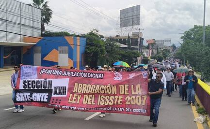 Sección 22 del SNTE anuncia toma de dependencias, casetas de peaje y bloqueos carreteros en Oaxaca