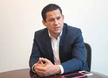 Gobernador de Guanajuato advierte a su sucesora sobre presiones federales para controlar el sistema de salud estatal