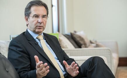 El lunes se habrán entregado 90% de libros de texto gratuitos: Esteban Moctezuma