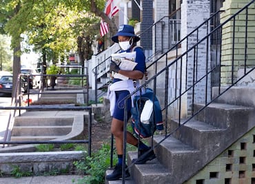 Más de 20 países suspenden envíos de paquetes vía postal a EU; se debe a la incertidumbre por los aranceles de Trump